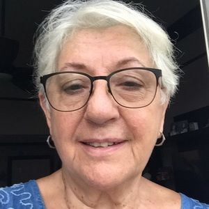 Meet your Posher, Beatriz